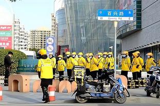 超强滞空！巅峰时期的C罗逆天弹跳让人无可奈何！